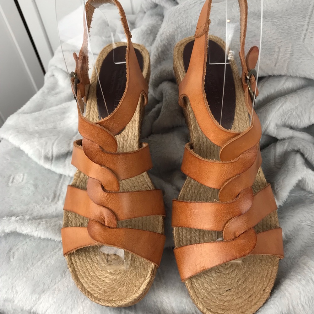 Woven leather wedge Sz 8